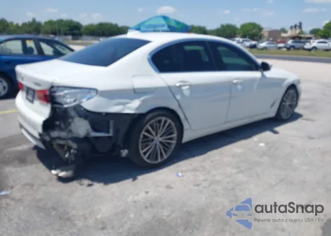 2018 BMW 540I из США, поврежденный, VIN WBAJE5C5XJWA96101